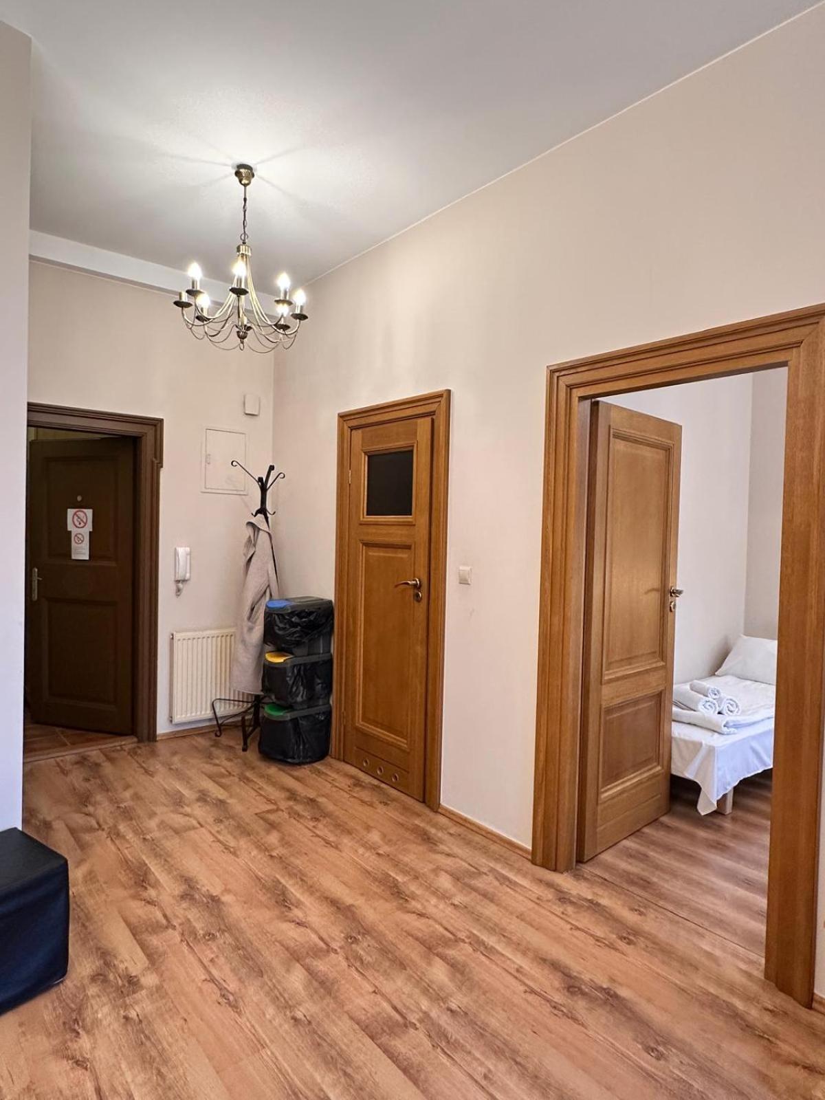 Mikolajska Apartments With Lift Cracovia Esterno foto